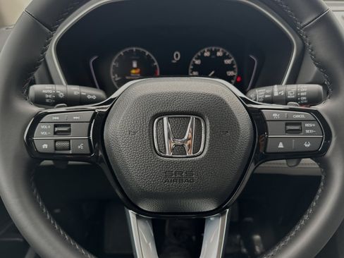 Certified 2025 Honda Pilot Touring image 26