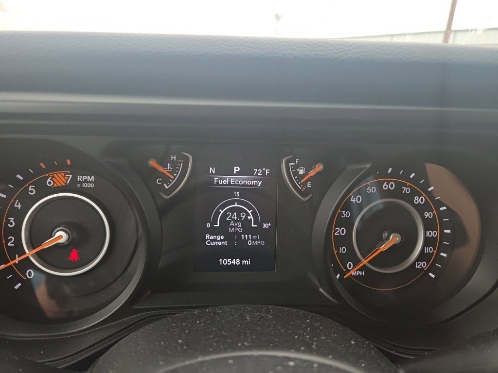 Used 2025 Jeep Wrangler Sport AWD/4WD image 26