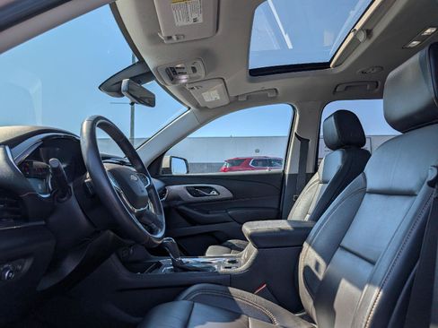 Used 2018 Chevrolet Traverse LT AWD/4WD image 9