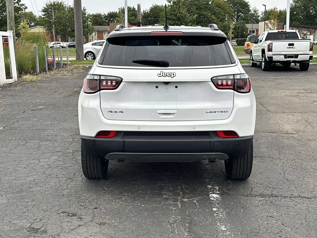 Used 2024 Jeep Compass Limited AWD/4WD image 5