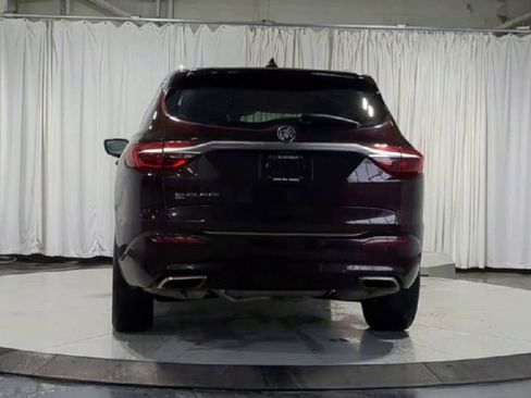 Used 2021 Buick Enclave Avenir w/ Avenir Technology Package image 9