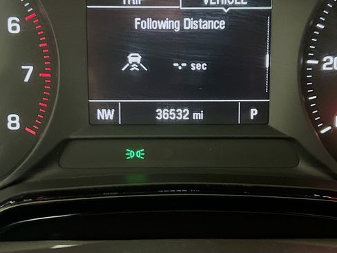 Used 2025 Chevrolet Trax LS FWD image 8