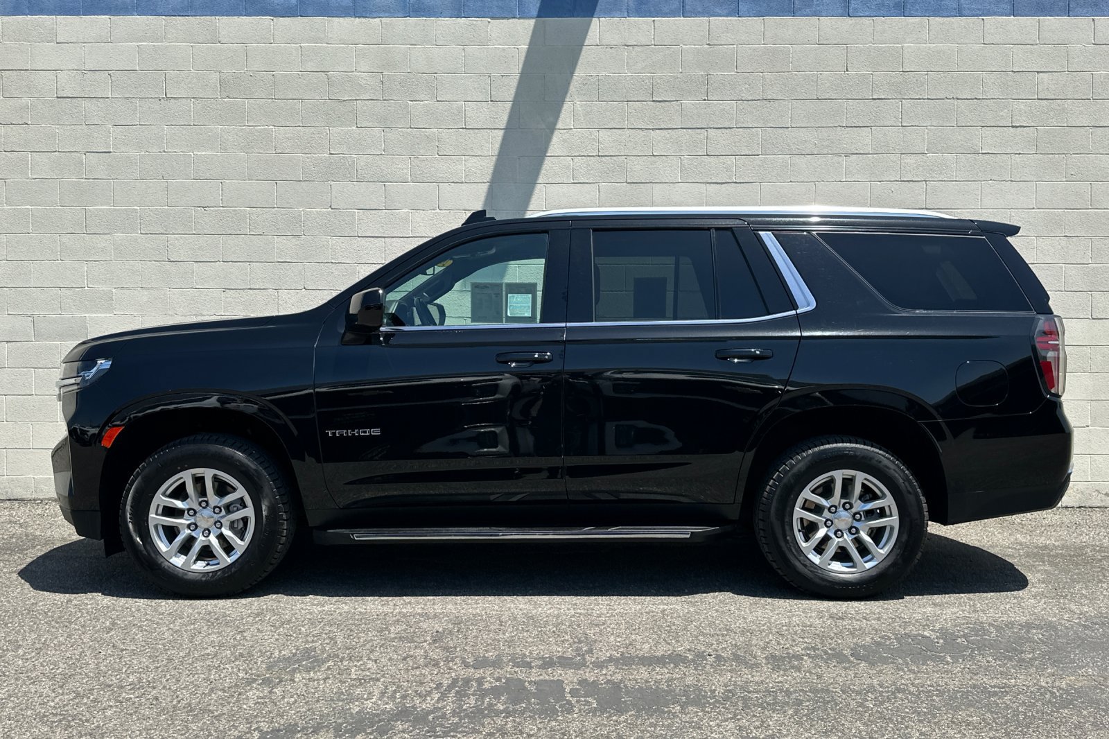 Used 2024 Chevrolet Tahoe LT AWD/4WD image 7