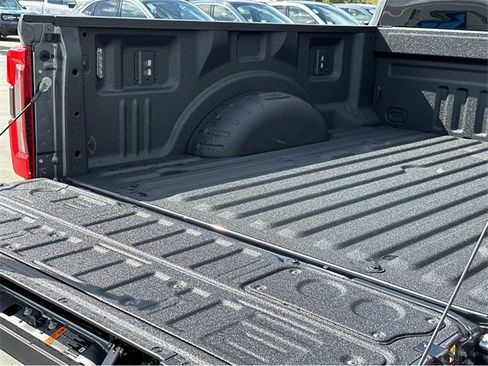 New 2025 Ford F250 Platinum image 20