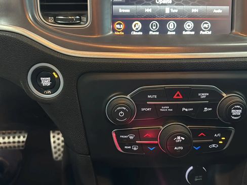 Used 2021 Dodge Charger R/T RWD image 17