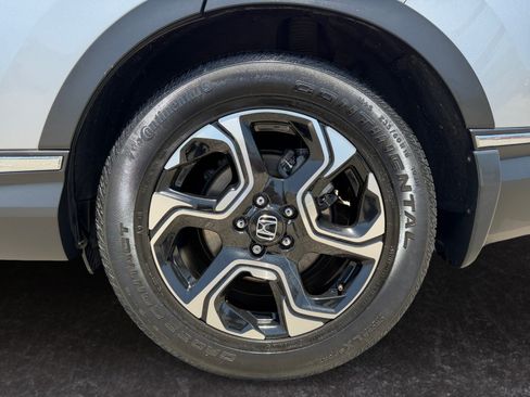 Used 2019 Honda CR-V Touring image 9