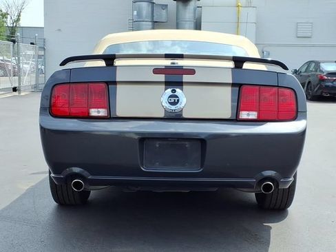 Used 2007 Ford Mustang GT RWD image 5