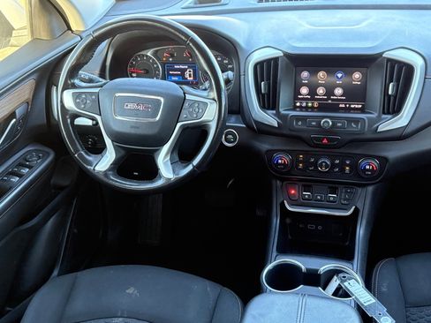 Used 2020 GMC Terrain SLE w/ Driver Convenience Package image 14