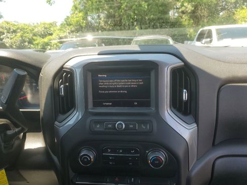 Used 2020 Chevrolet Silverado 2500 W/T AWD/4WD image 10