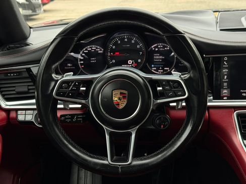 Used 2018 Porsche Panamera 4S AWD/4WD image 32