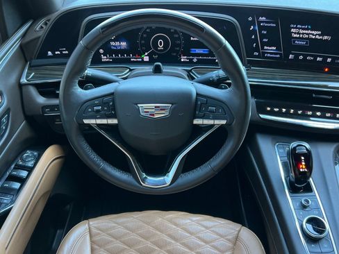 Certified 2024 Cadillac Escalade Sport w/ LPO, ONYX Package AWD/4WD image 16