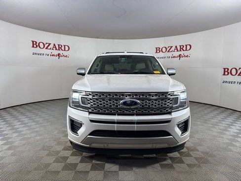 Used 2018 Ford Expedition Platinum image 2