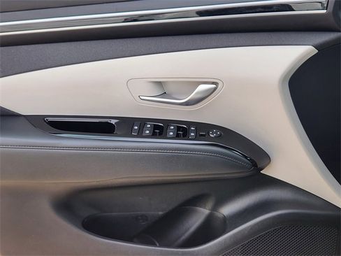 Used 2022 Hyundai Tucson SEL w/ Convenience Package image 18