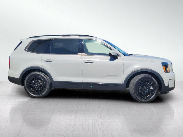 Used 2024 Kia Telluride SX X-Line AWD/4WD image 3
