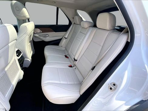 Used 2024 Mercedes-Benz GLE 450 4MATIC image 21