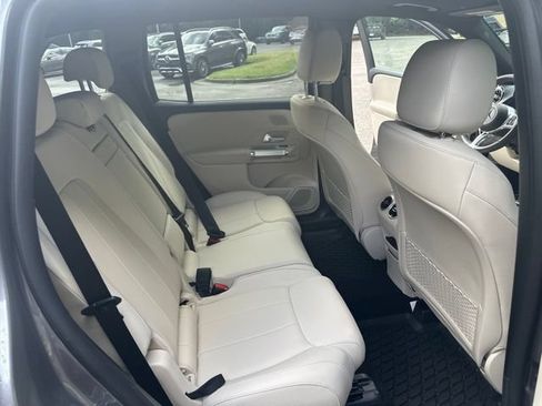 Used 2026 Mercedes-Benz GLB 250 image 15