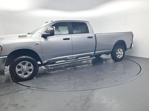 Used 2024 RAM 3500 Big Horn AWD/4WD image 4