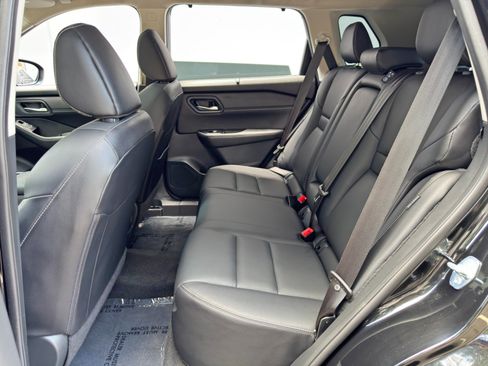 Used 2024 Nissan Rogue SL w/ SL Premium Package FWD image 36