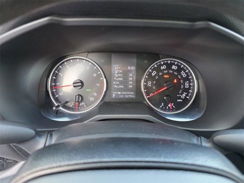 Used 2021 Toyota RAV4 LE image 21