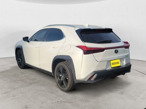 Used 2020 Lexus UX 200 w/ Premium Package image 3