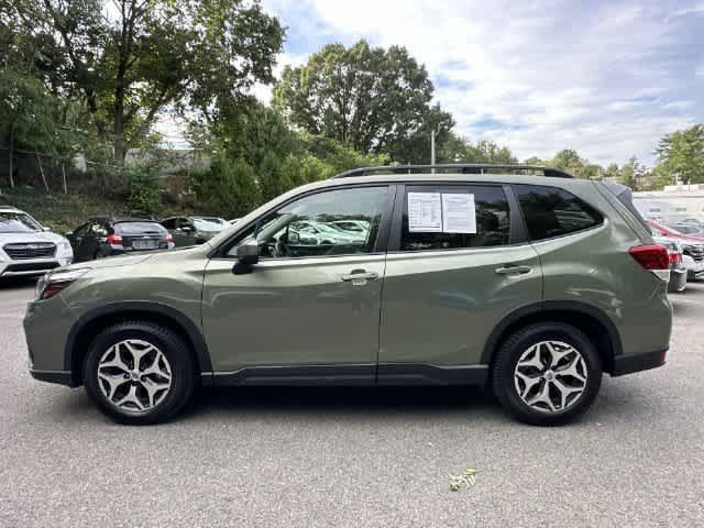 Used 2019 Subaru Forester Premium AWD/4WD image 2