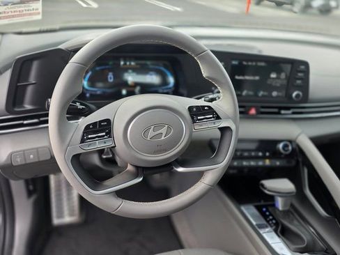 New 2026 Hyundai Elantra SEL Sport image 18