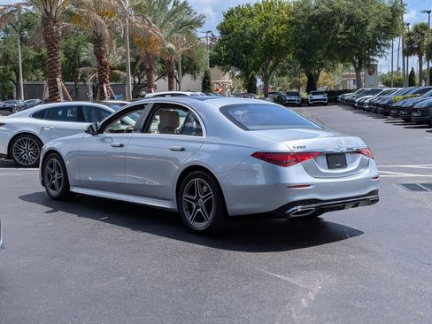 Used 2022 Mercedes-Benz S 580 4MATIC Sedan image 3