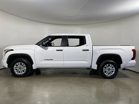 New 2026 Toyota Tundra SR5 w/ SR5 Convenience Package AWD/4WD image 6