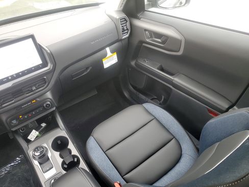 New 2026 Ford Bronco Sport Outer Banks AWD/4WD image 27