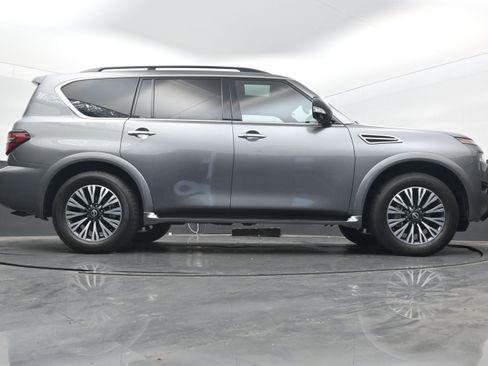 Used 2024 Nissan Armada SL w/ Midnight Edition Package image 27