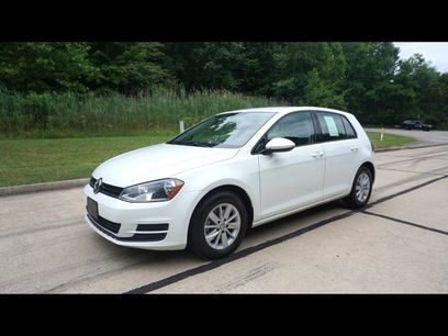 Used 2016 Volkswagen Golf SE
