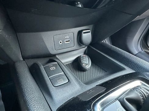 Used 2021 Nissan Rogue Sport SV w/ Technology Package AWD/4WD image 30