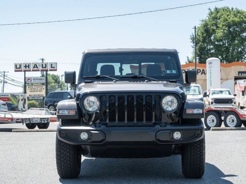Used 2021 Jeep Gladiator Sport AWD/4WD image 5