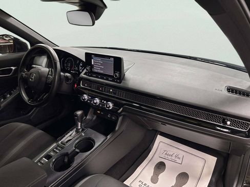 Used 2023 Honda Civic Sport image 22