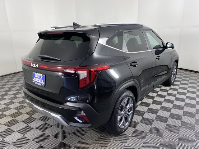 Used 2024 Kia Seltos S FWD image 7