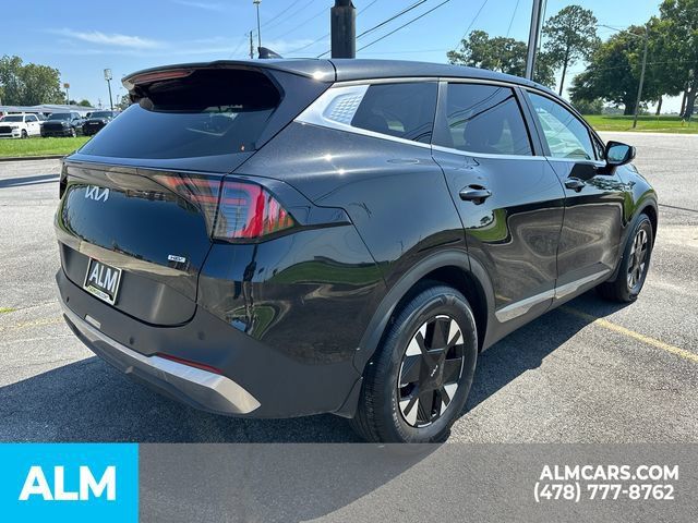 Used 2026 Kia Sportage LX FWD image 5