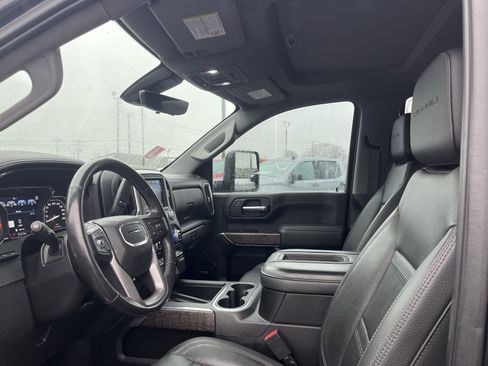 Used 2022 GMC Sierra 2500 Denali w/ Denali Ultimate Package image 12