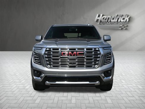Used 2025 GMC Yukon Denali image 6