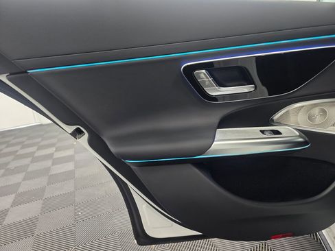 New 2026 Mercedes-Benz E 350 4MATIC Sedan image 19