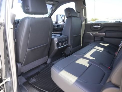 Used 2022 Chevrolet Silverado 2500 LTZ w/ LTZ Plus Package image 12