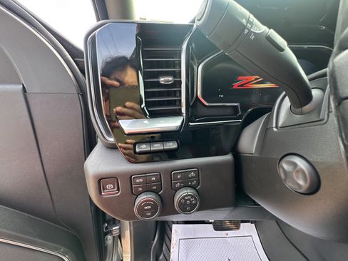 New 2026 Chevrolet Silverado 1500 LTZ w/ LTZ Premium Package image 18