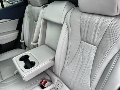 New 2026 Buick Envision Avenir image 18