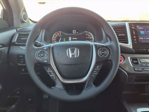 Certified 2017 Honda Pilot EX image 12