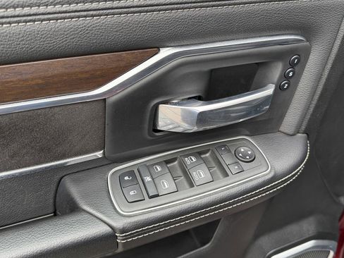 Used 2022 RAM 2500 Laramie image 12