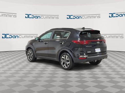 Used 2022 Kia Sportage EX AWD/4WD image 6