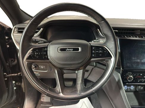 Used 2021 Jeep Grand Cherokee L Overland w/ Luxury Tech Group IV AWD/4WD image 15