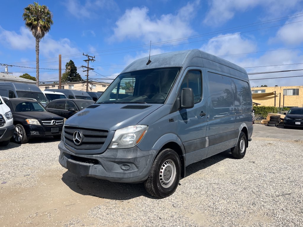 Used 2018 Mercedes-Benz Sprinter 2500 image 1