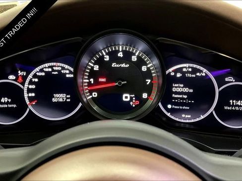 Used 2022 Porsche Cayenne Turbo image 21