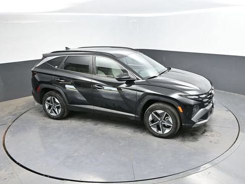 Used 2025 Hyundai Tucson SEL AWD/4WD image 37