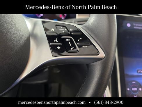 Certified 2025 Mercedes-Benz CLE 300 4MATIC Cabriolet image 18